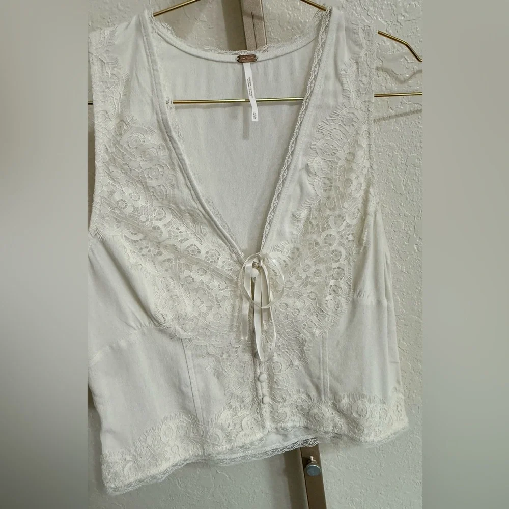Free People Jaida Embroidered Lace-Up Vest - Picture 4 of 8